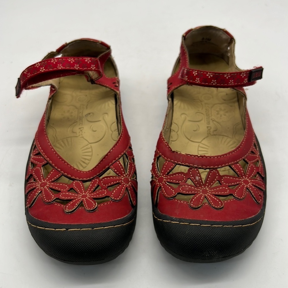 JBU Adventure Design Vegan Leather Mary Jane style with Floral Cutouts size 8.5M